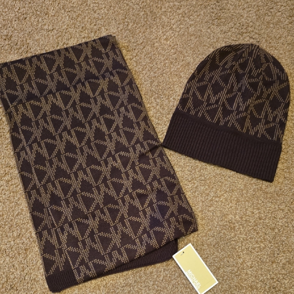 Brown Patterned Scarf and Beanie Set